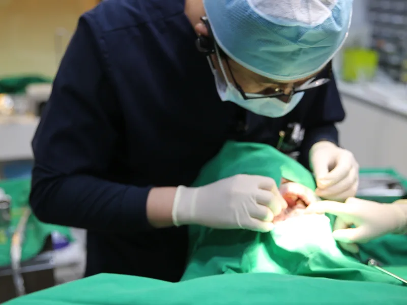 가이드 수술 식립 과정